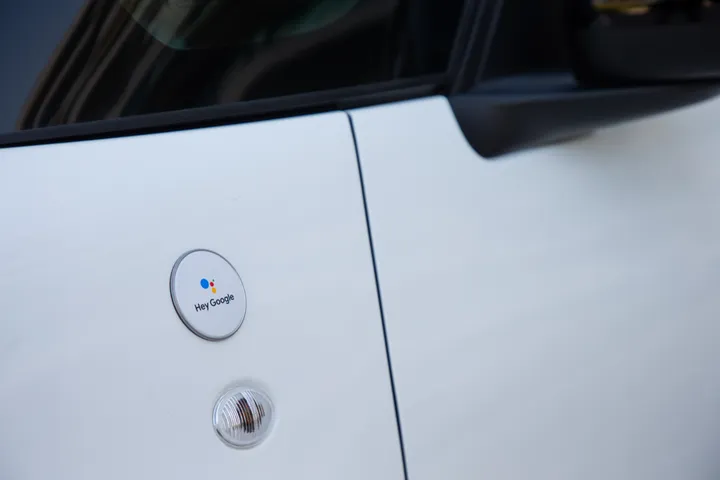 05 500l hey google