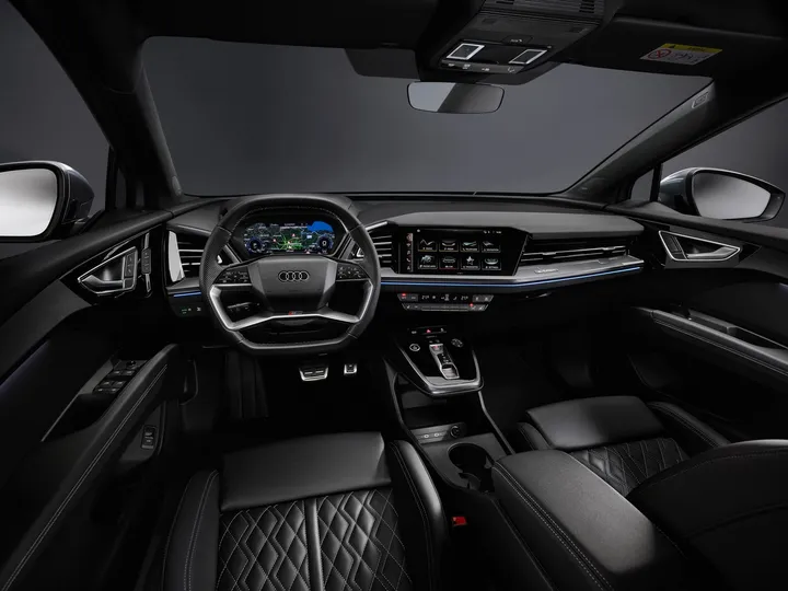 interni audi q4 e-tron