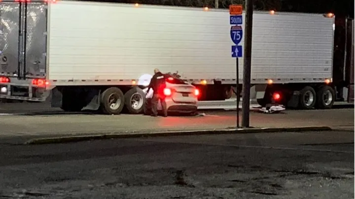 wjbk tesla v semi 031121