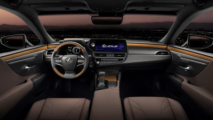 Lexus ES 2021