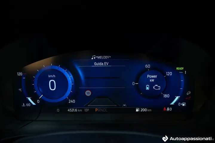 ford kuga hybrid19
