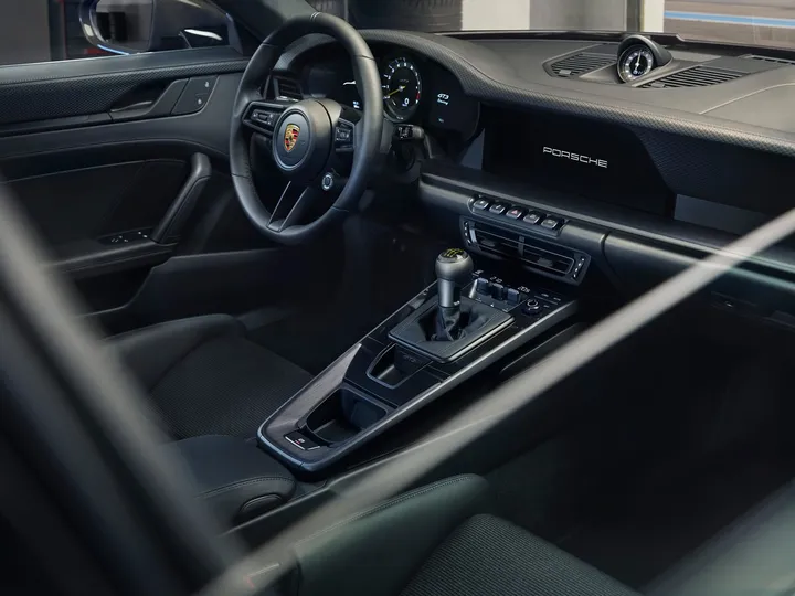 interni porsche 911 gt3 touring