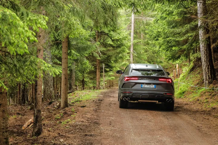 Lamborghini Urus 2021