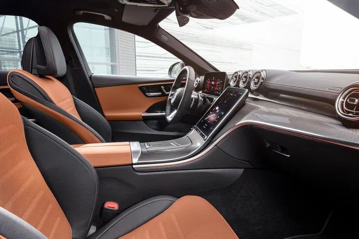 Mercedes-Classe C interni 2021