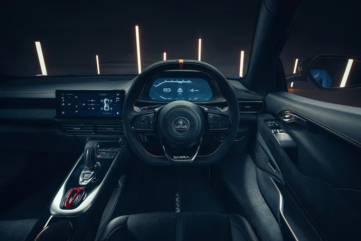 Interni Lotus Emira