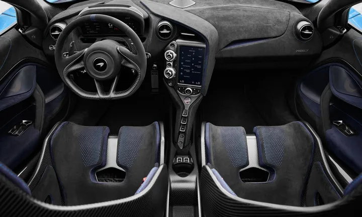 interni mclaren 765lt spider 02