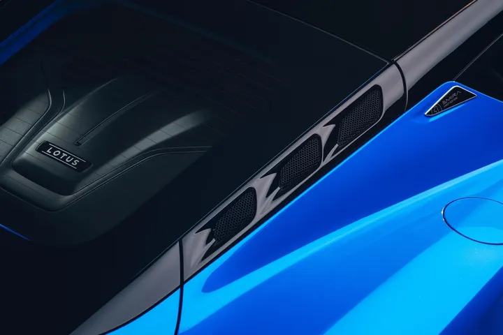 lotus emira 2021 06