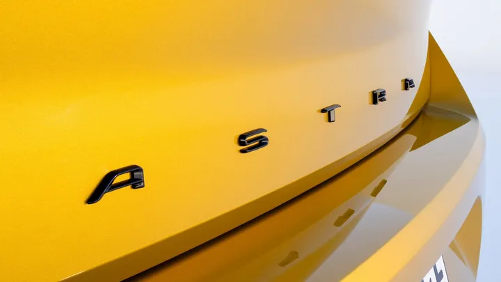 opel astra 2021