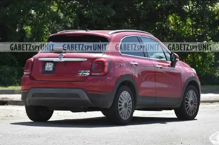 nuova fiat 500x 15 hybrid posteriore