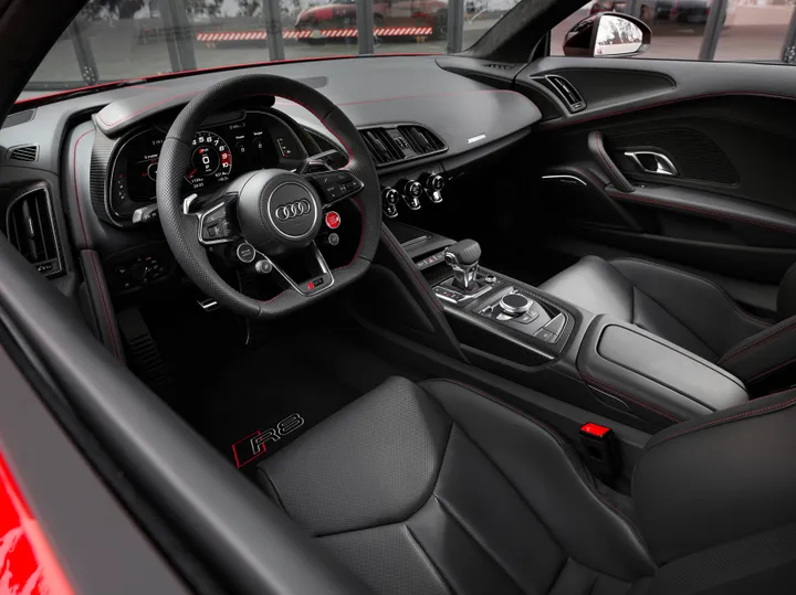 interni audi r8 v10 performance rwd