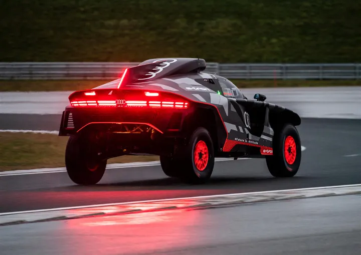 Audi Q e-tron