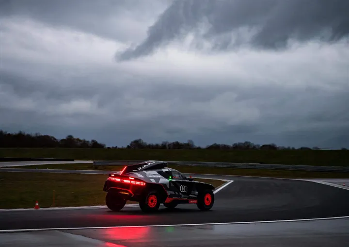 Audi Q e-tron