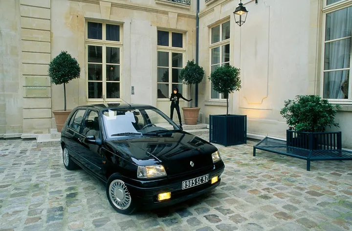 renault clio baccara