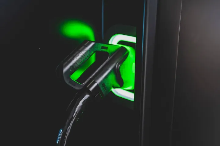 Audi charging hub