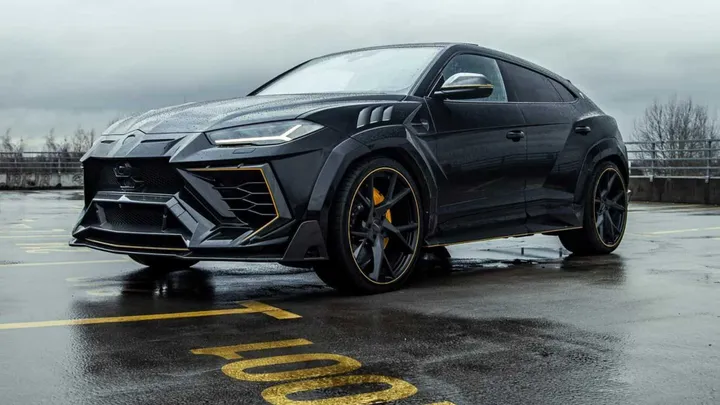 lamborghini urus by mansory