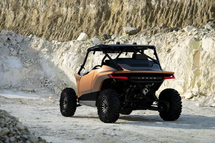 Lexus ROV concept posteriore