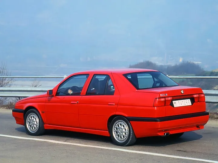 alfa romeo 155 q4
