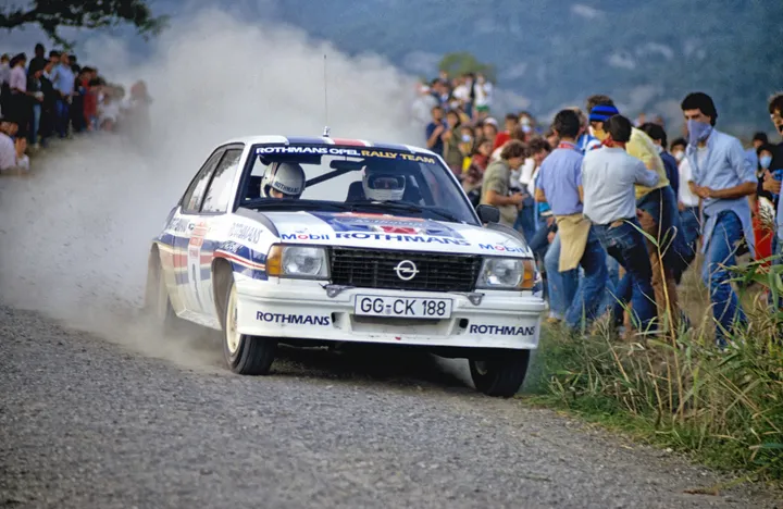 01 opel 518416