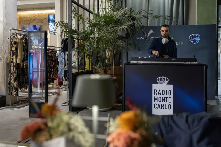 lancia ypsilon alberta ferretti dj set