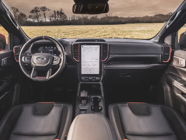 Ranger Raptor 2022 interni