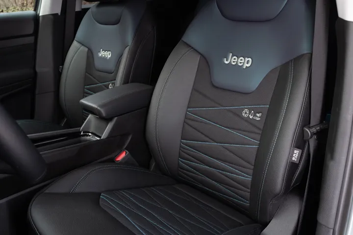 Sedili Jeep Compass e-Hybrid