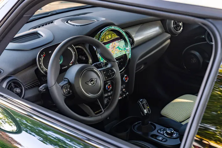 interni mini cooper s resolute edition