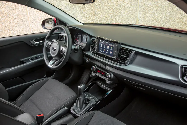 kia rio 71 exp