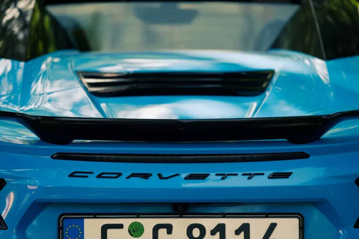 chevrolet corvette c8 15