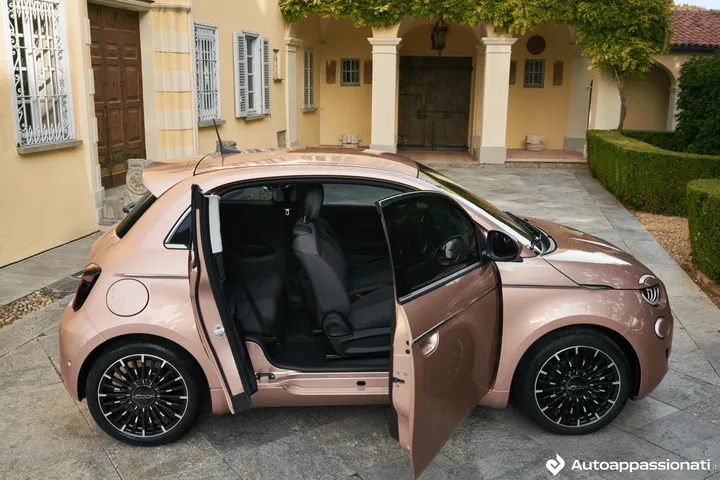 fiat 500 elettrica 31 door