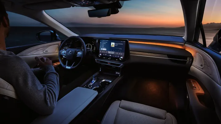 interni lexus rx 2022