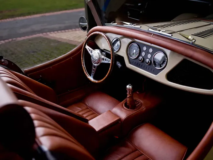 Morgan Plus 4 interni