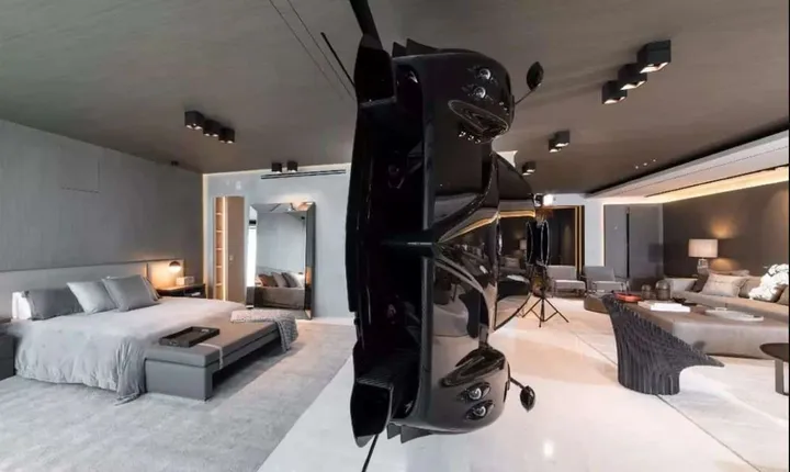 pagani zonda in salotto miami