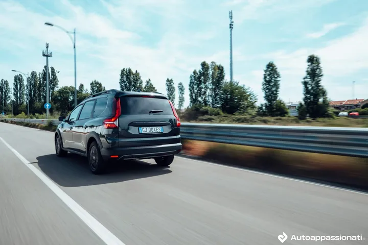 dacia jogger gpl 15