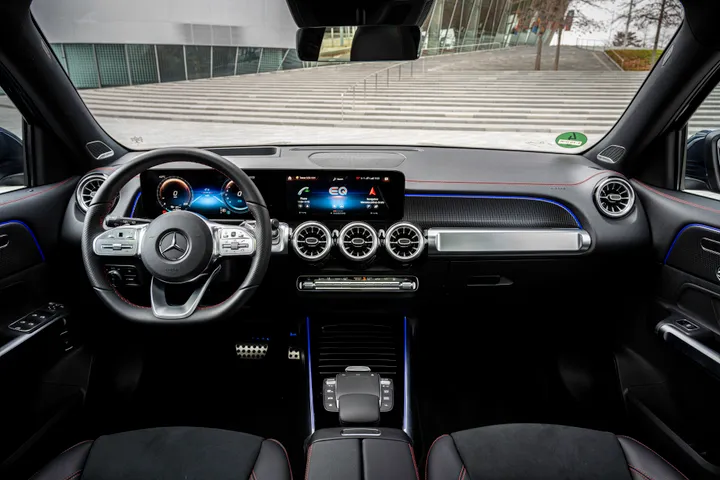 Mercedes EQB interni