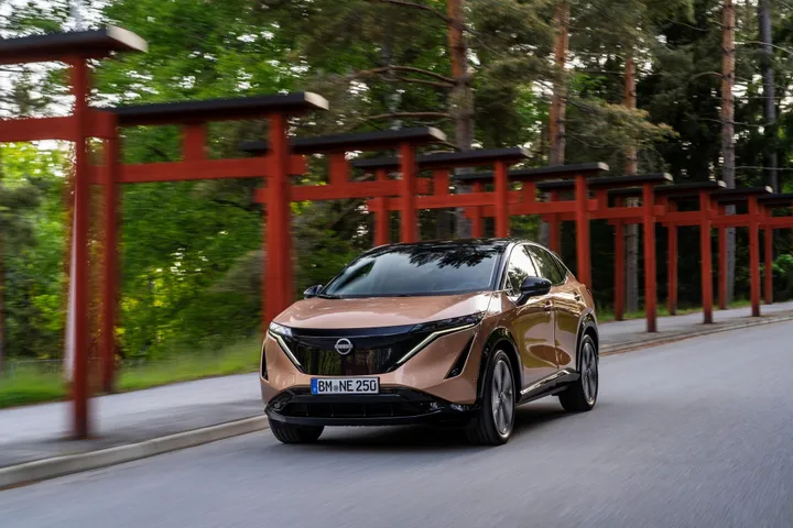 nissan ariya 2022 16