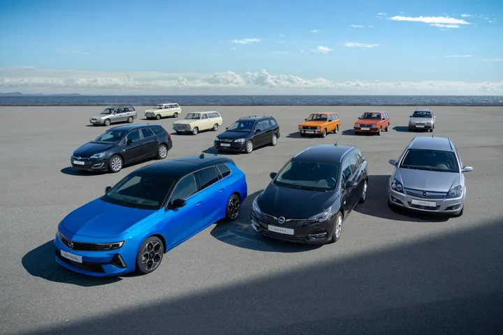 opel astra sports tourer tutte le generazioni