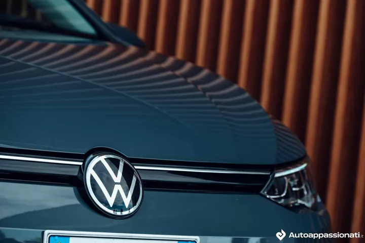 volkswagen golf variant 2022 02
