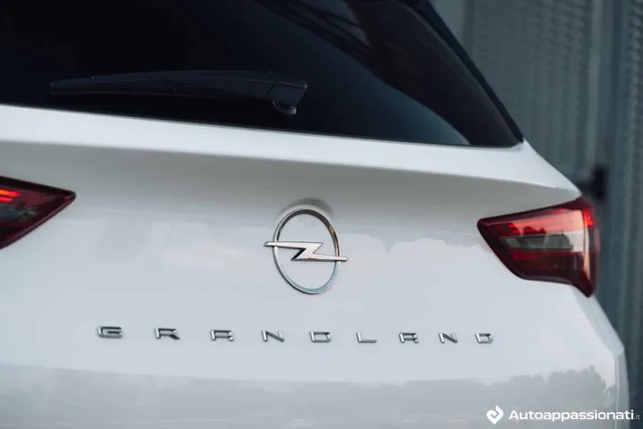 opel grandland 2022 18