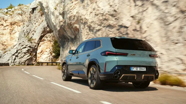 2023 bmw xm 2