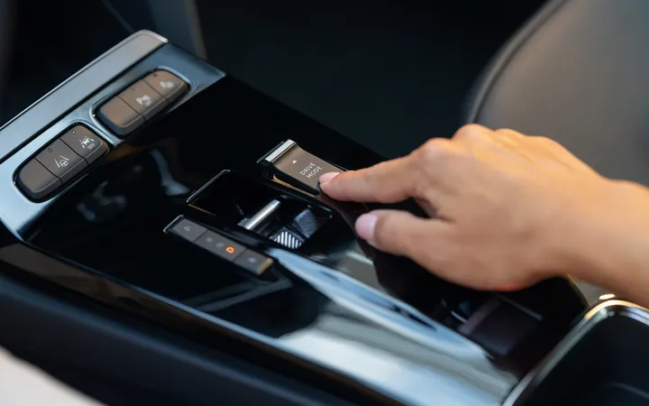 12 opel mokka e 513093