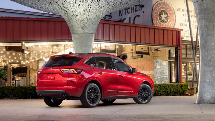 2023 ford escape st line elite rapid red 06