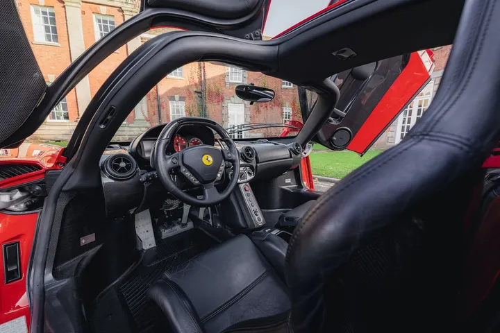 ferrari enzo 2004 asta 2
