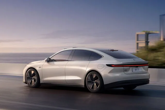 nio et7 retro