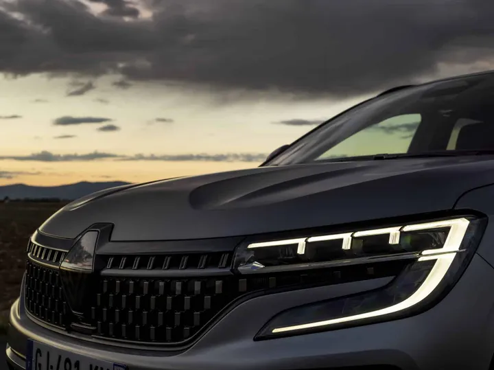 renault austral 2022 fari