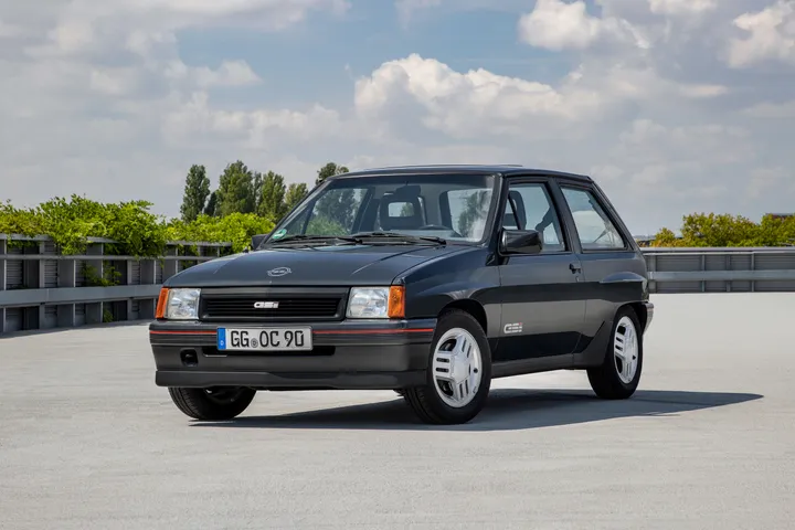 11 opel 520221jpg