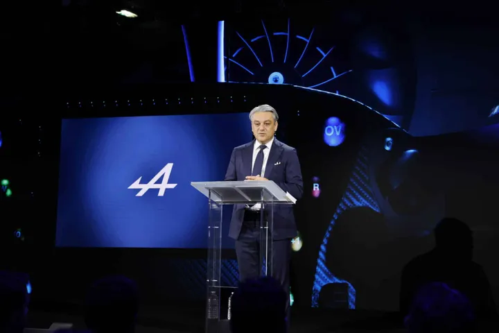 alpine rivoluzione renault