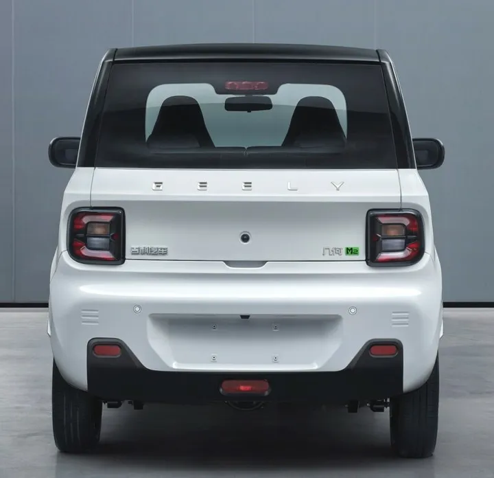 Geely panda posteriore