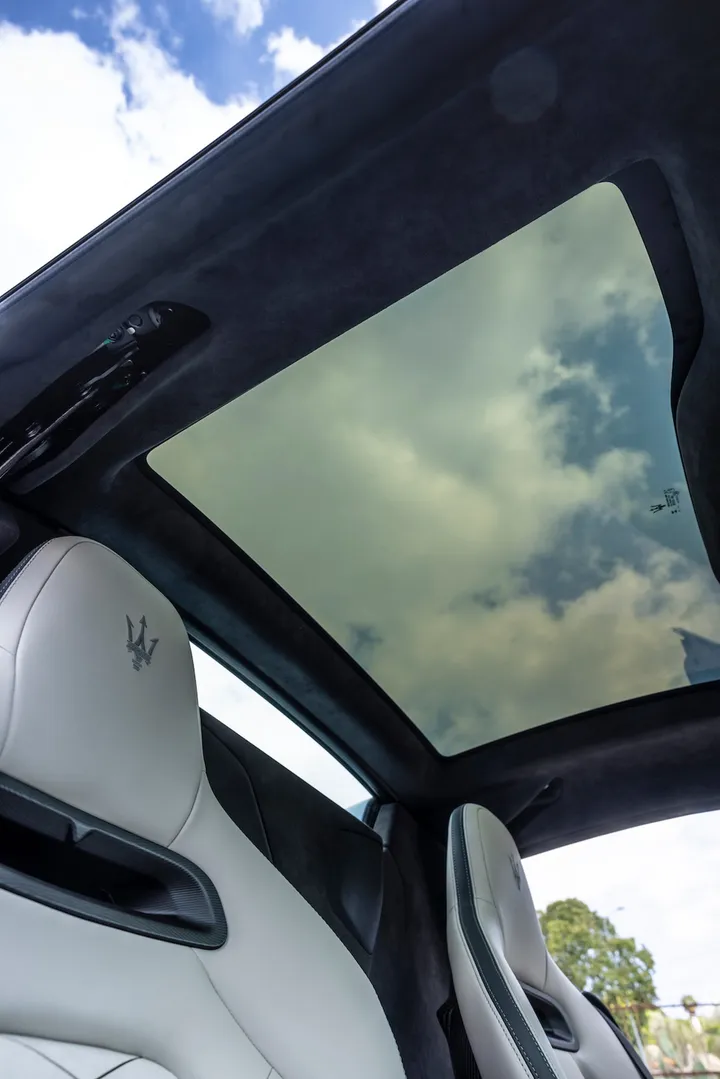 maserati mc20 cielo 33