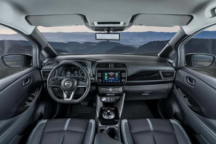 Nissan Leaf 2022 interni