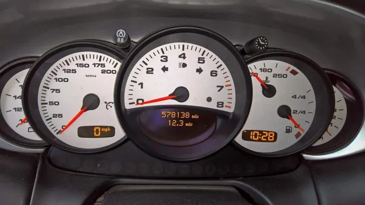 Milione chilometri porsche 996 contachilometri